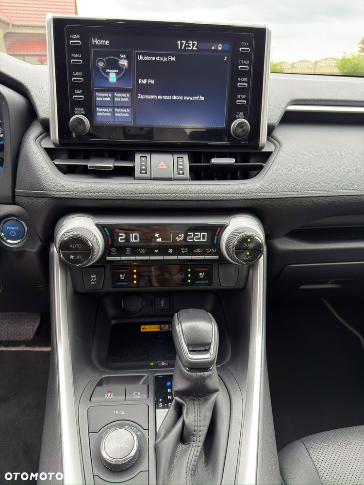 Toyota RAV4 - 11
