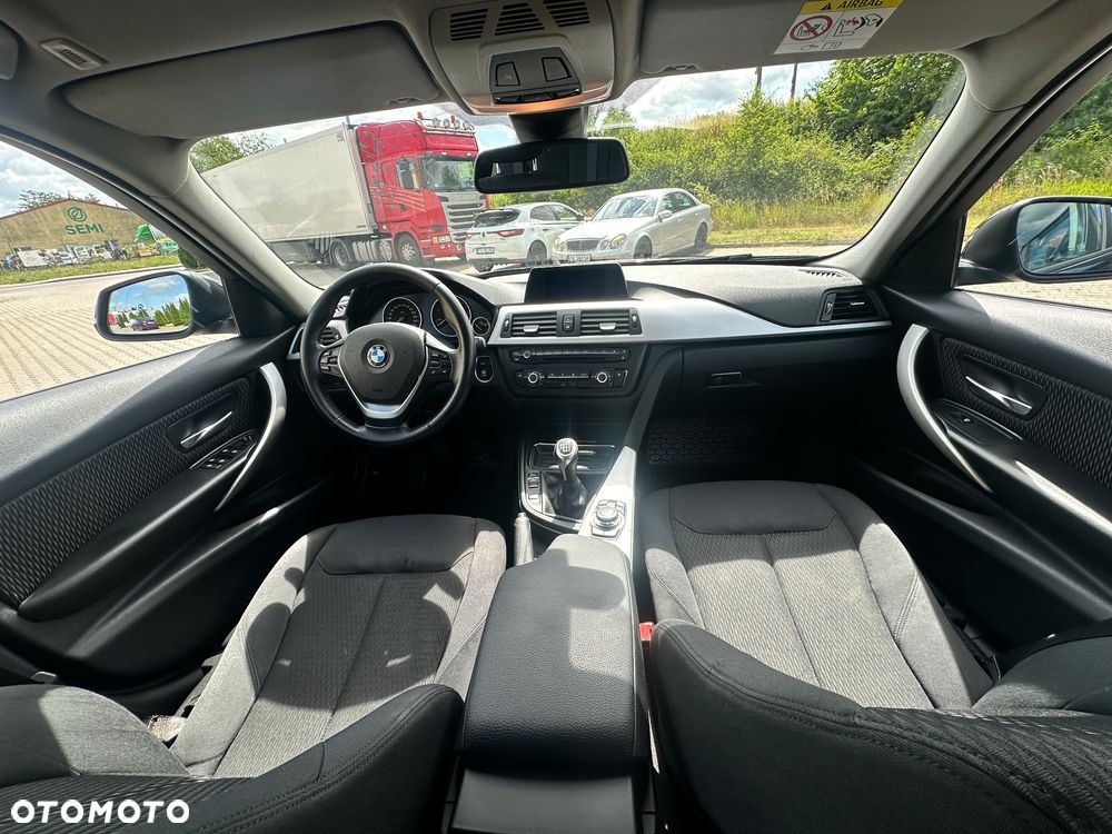 BMW Seria 3 320d Efficient Dynamics - 8