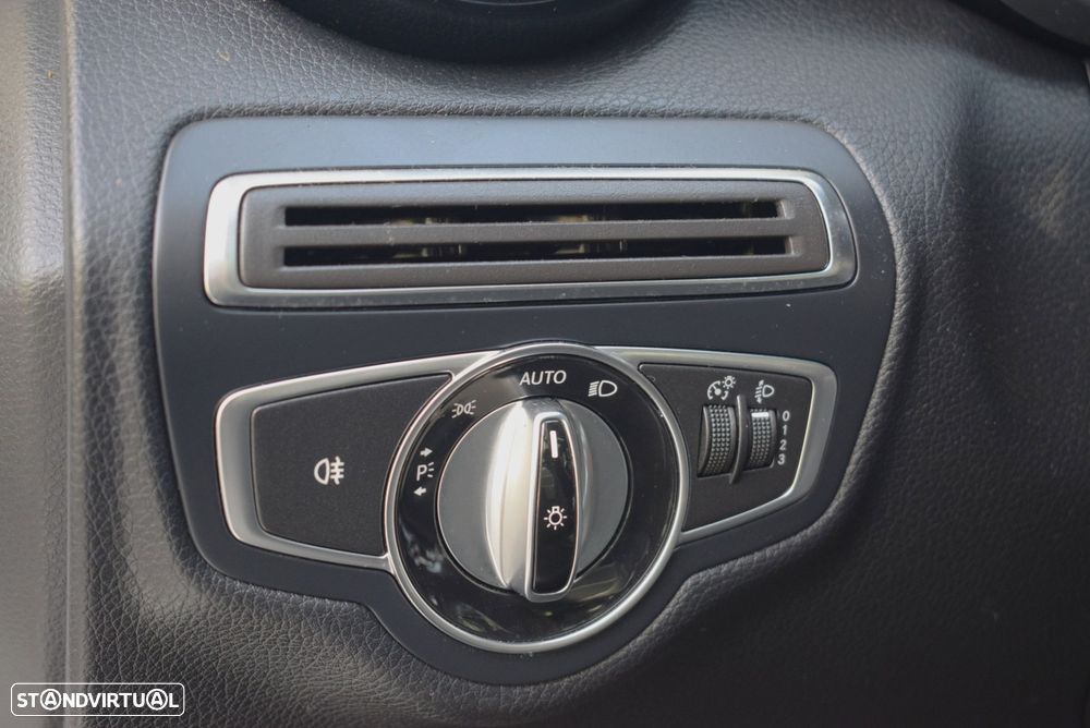 Mercedes-Benz C 180 BlueTEC AMG Line - 17