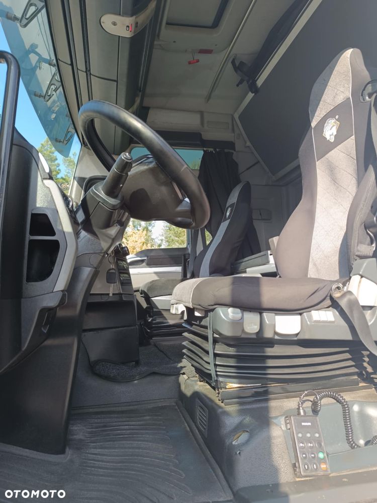 MAN TGX 24.440 6x2 laweta 2010r 16525kg ładownosci na poduszkach - 29