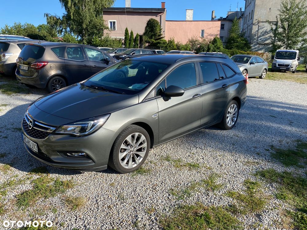 Opel Astra 1.4 Turbo 120 Jahre - 16