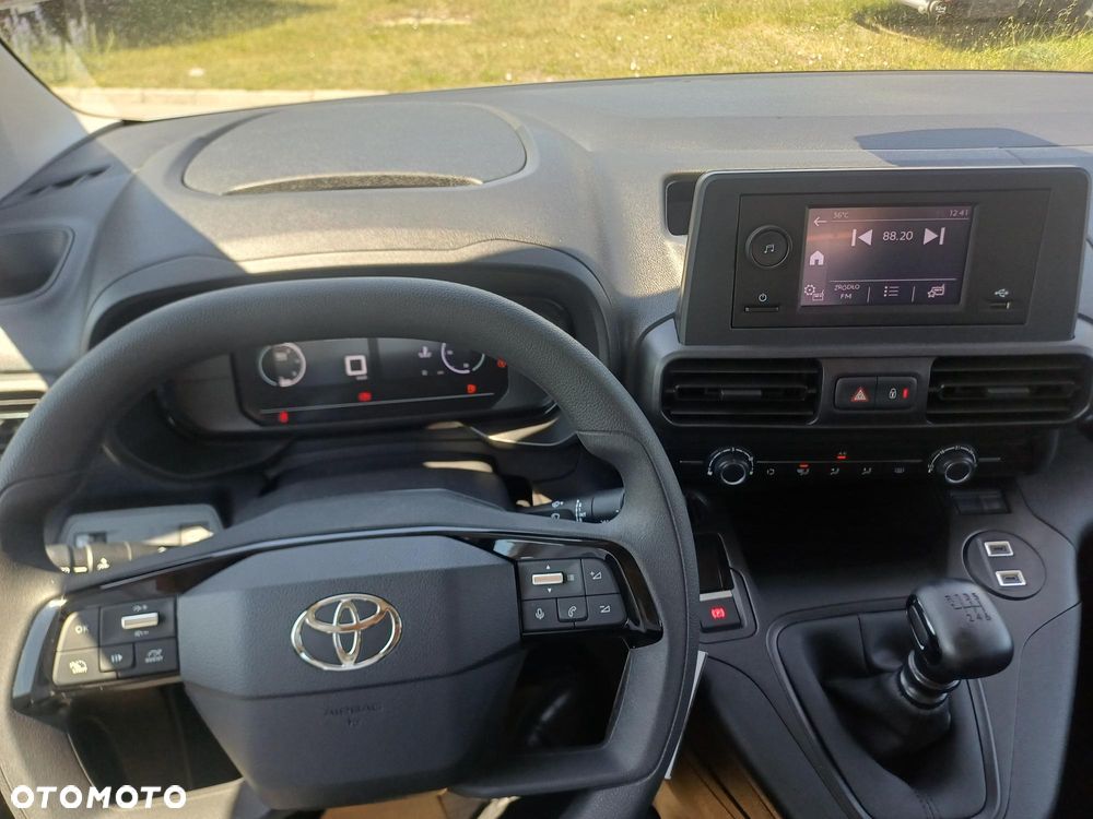 Toyota Proace City Verso - 11