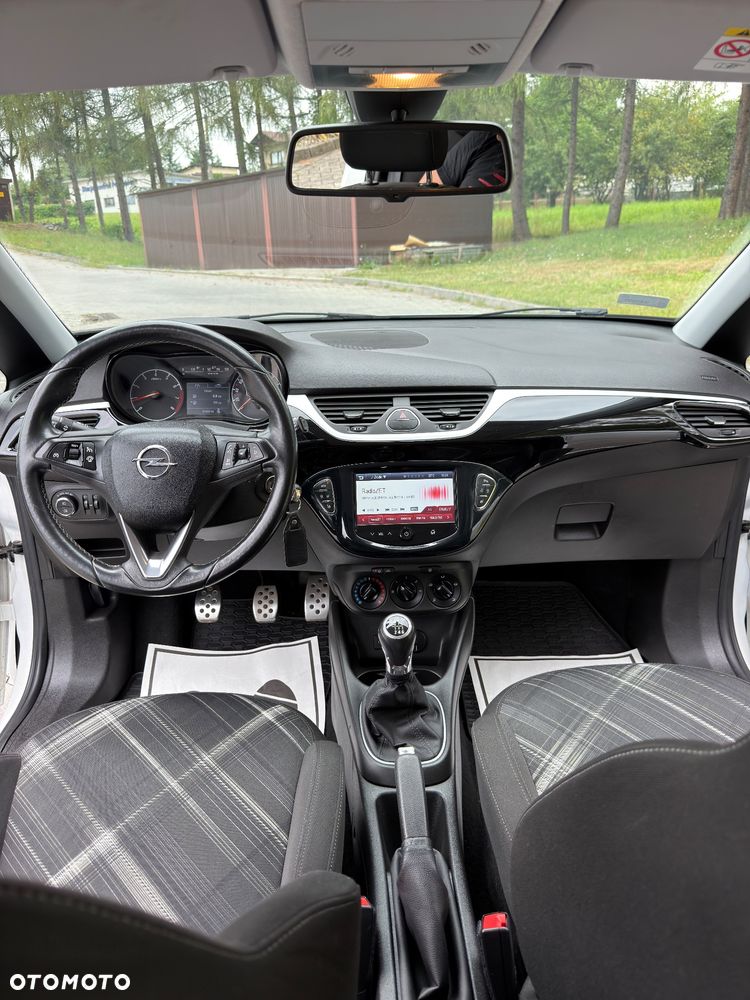 Opel Corsa 1.4 16V Cosmo - 22