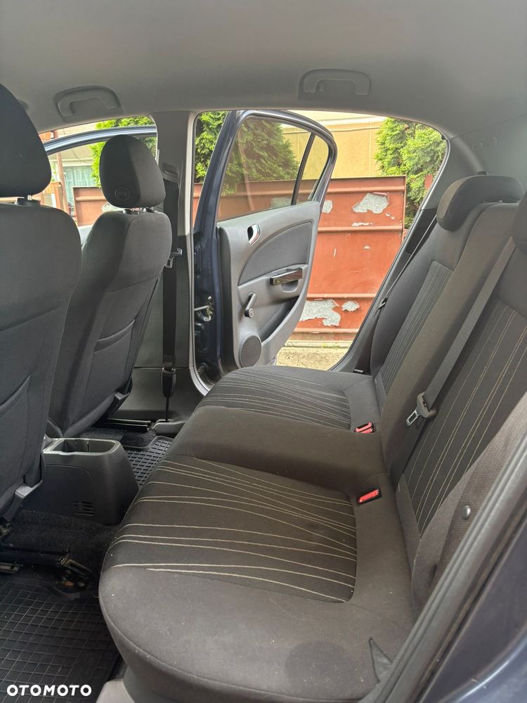 Opel Corsa 1.2 16V Cosmo - 8