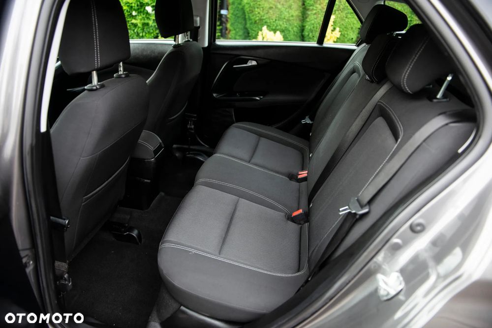 Fiat Tipo 1.4 T-Jet 16v Easy - 27