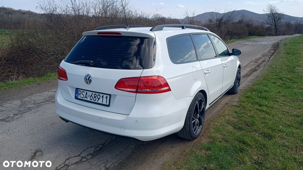 Volkswagen Passat 2.0 TDI Comfortline DSG - 12