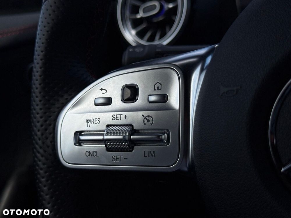 Mercedes-Benz CLA AMG 35 4-Matic 7G-DCT - 15
