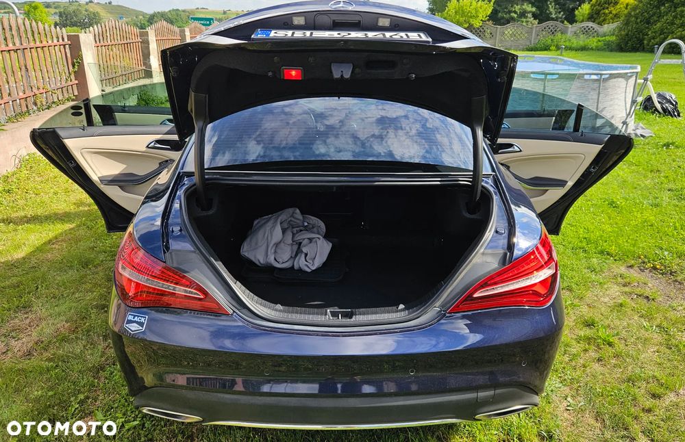 Mercedes-Benz CLA 250 7G-DCT AMG Line - 19