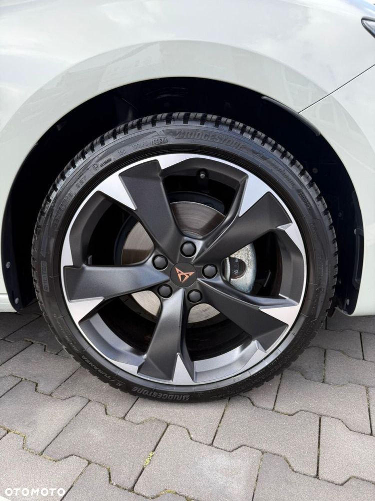 Cupra Leon 1.5 eTSI mHEV DSG - 30