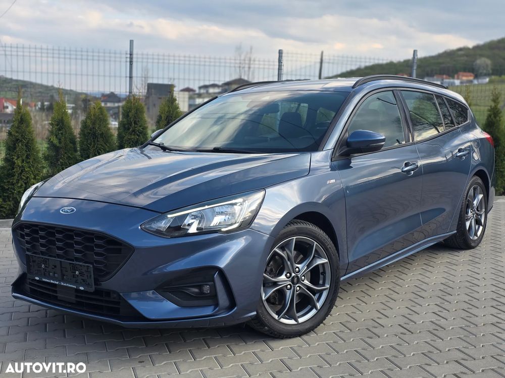 Ford Focus 1.0 EcoBoost Start-Stopp-System ST-LINE DESIGN - 1