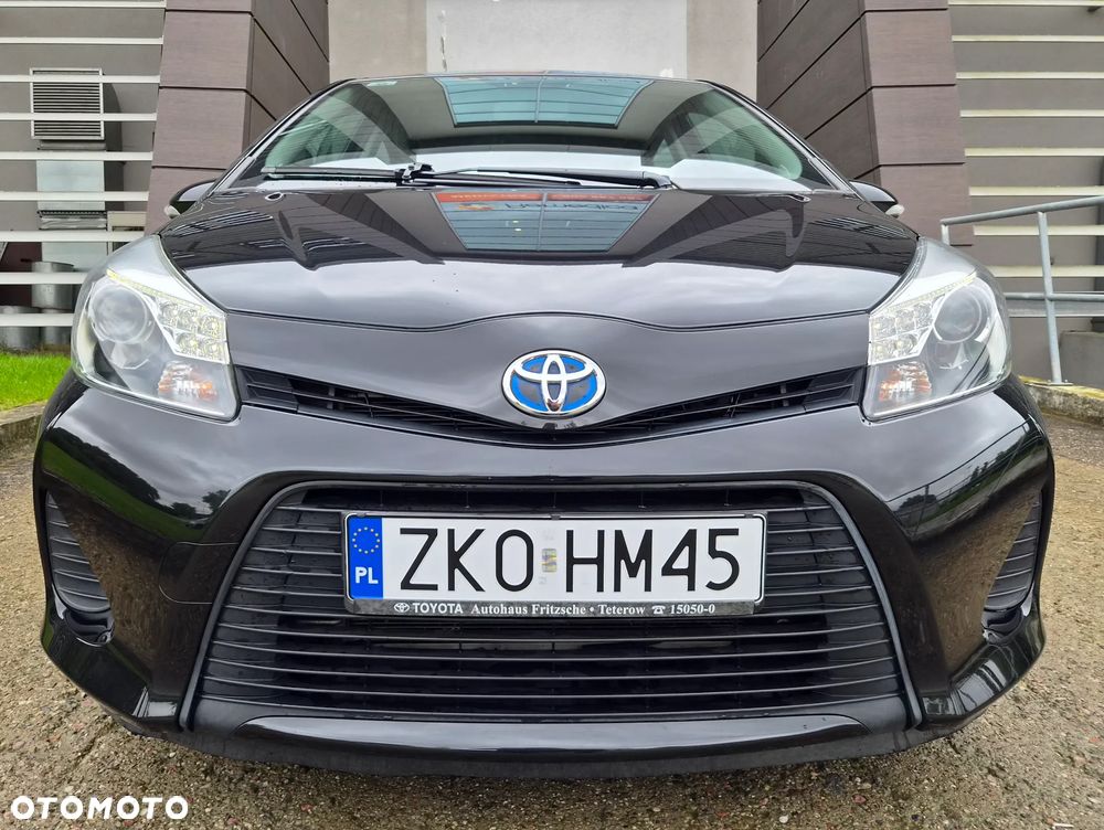 Toyota Yaris 1.5 VVT-i Lounge - 12