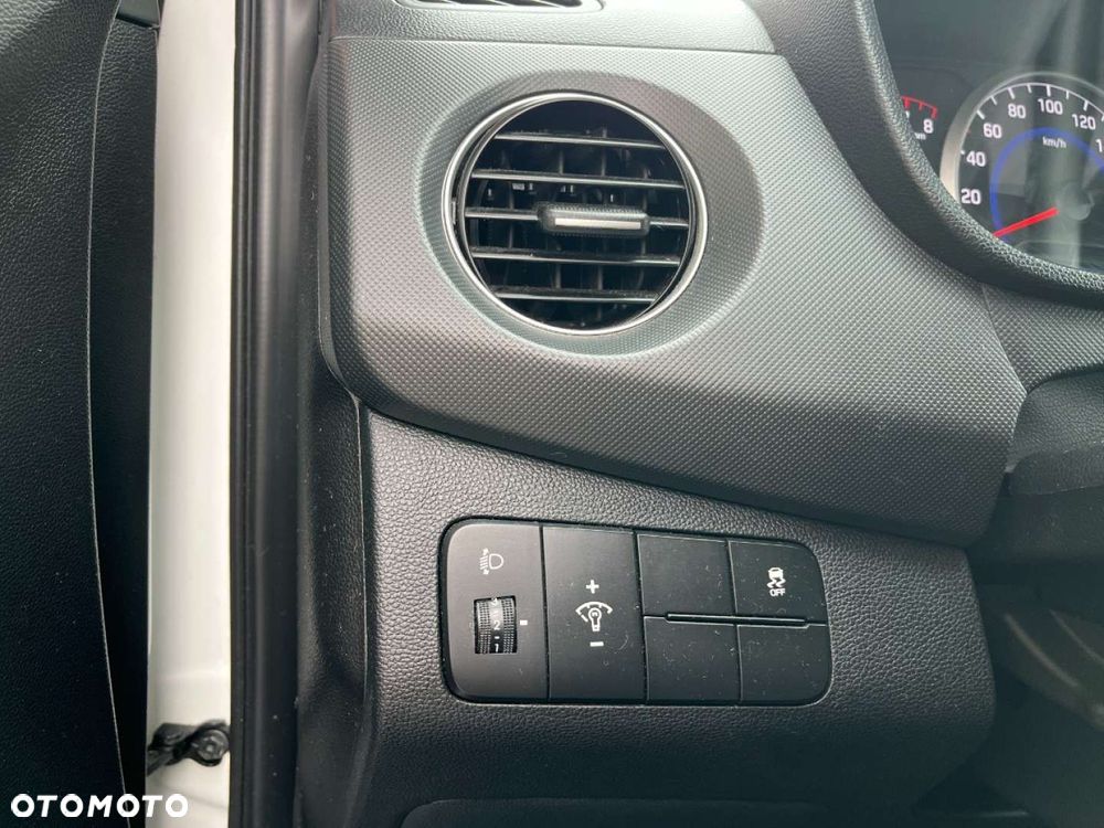 Hyundai i10 - 15
