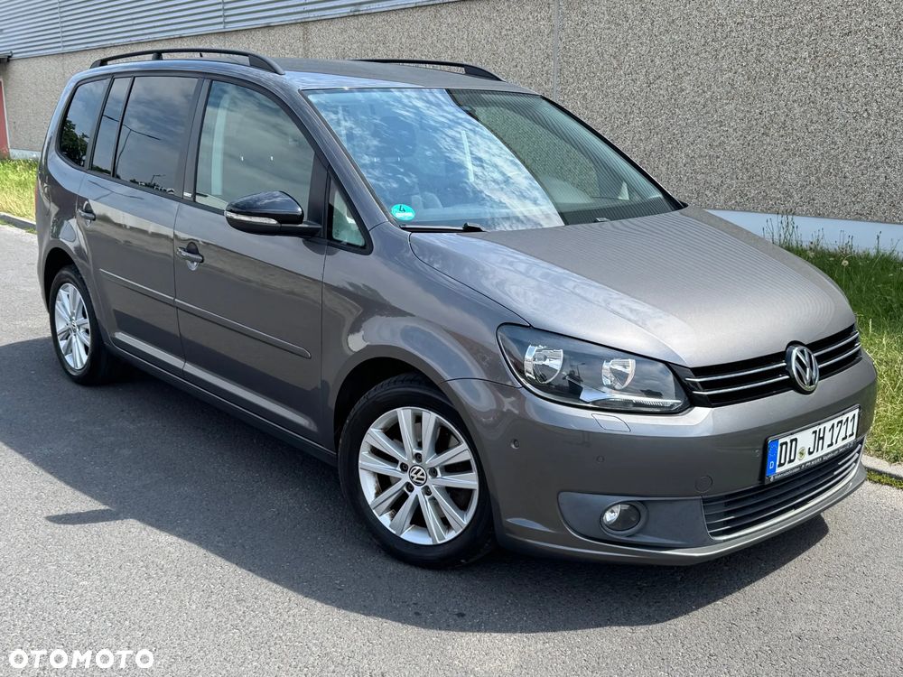 Volkswagen Touran 2.0 TDI DPF STYLE - 10