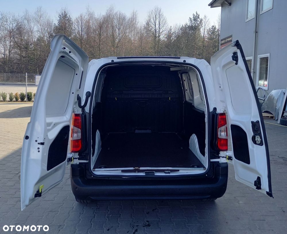 Opel Combo 1.5 CDTI Elegance Plus S&S - 10