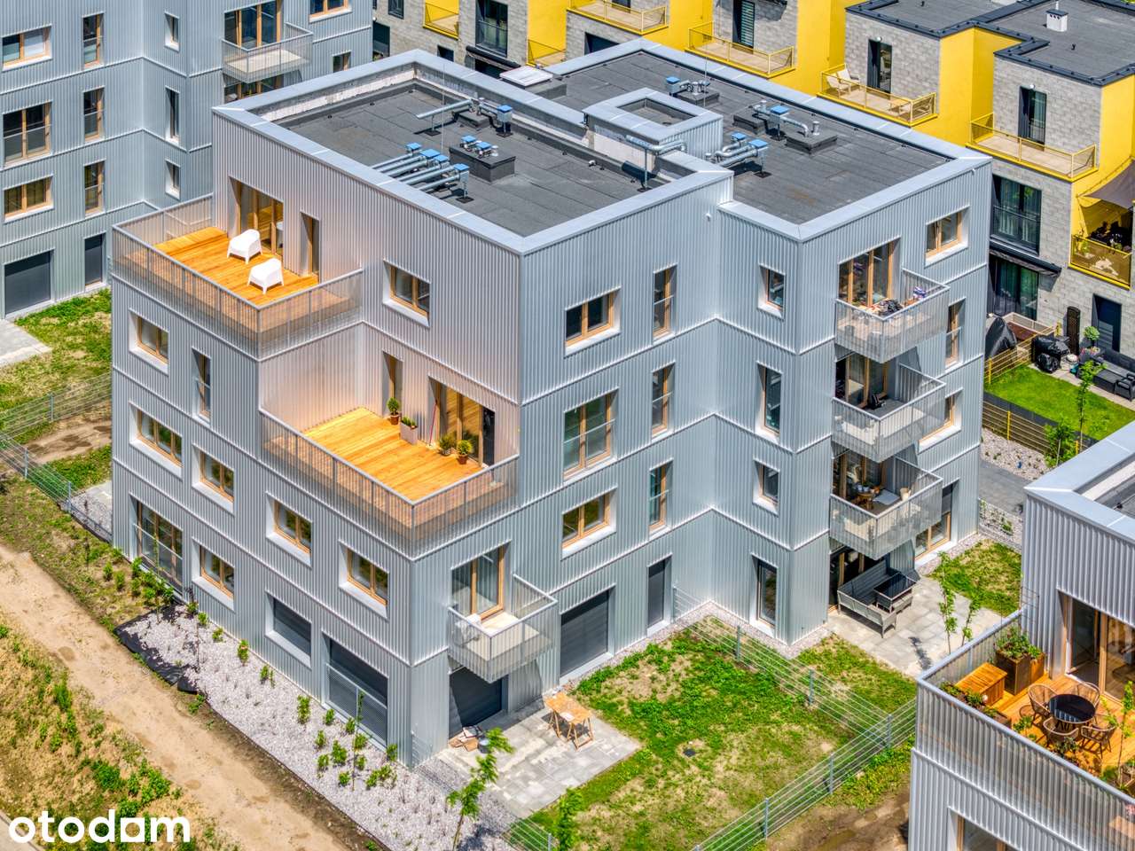 3 pokoje + Pralnia + BALKON / Winda / Ogrzewanie Podłogowe Miejskie