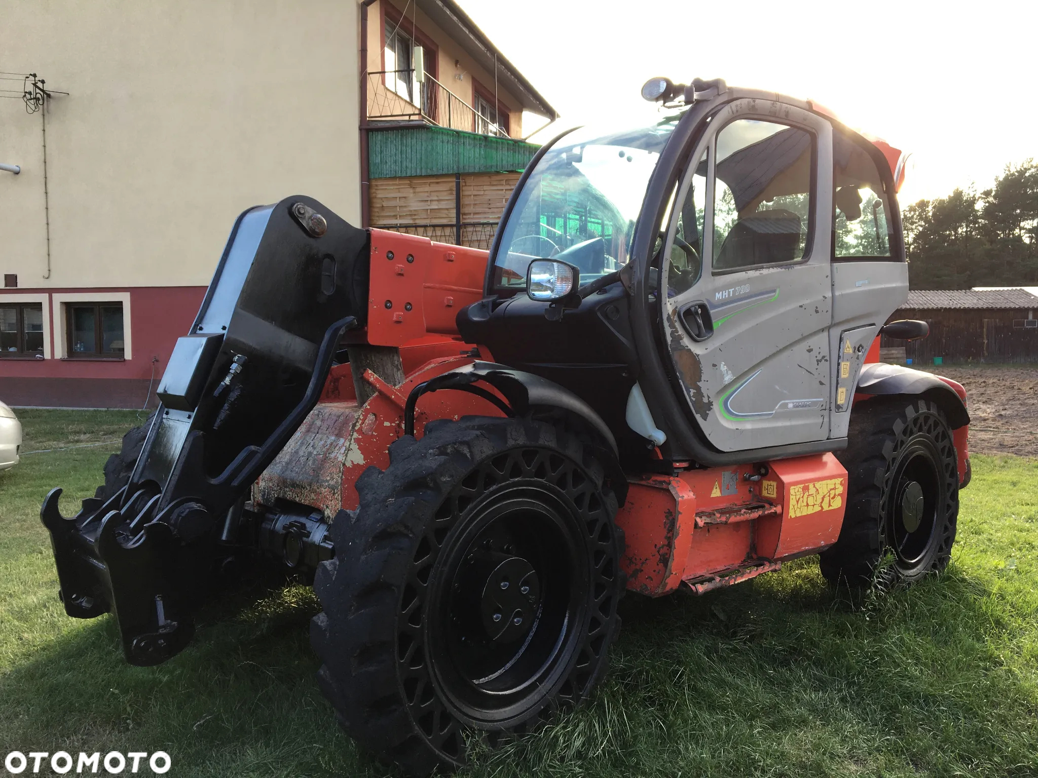 Manitou MHT 790 - 12
