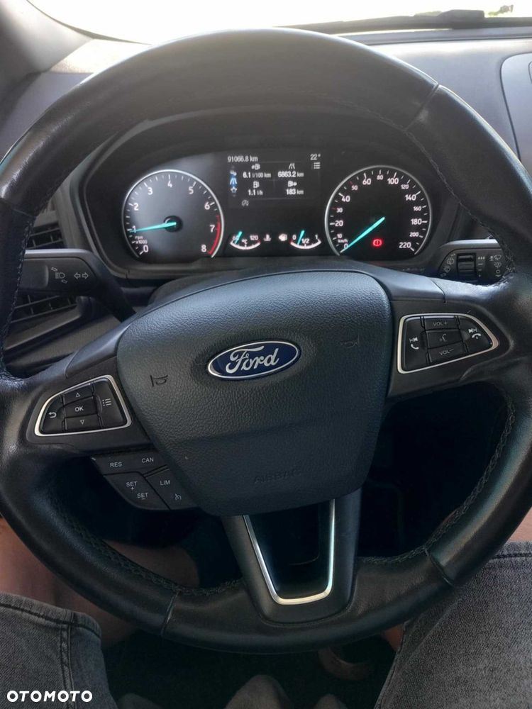 Ford EcoSport - 4