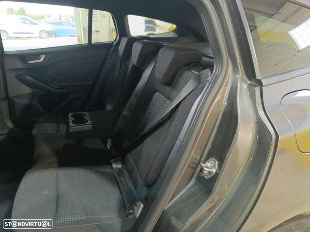 Ford Focus SW 1.5 TDCi EcoBlue ST-Line Aut. - 5