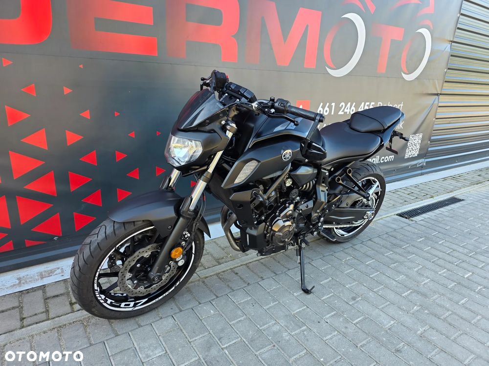 Yamaha MT - 32
