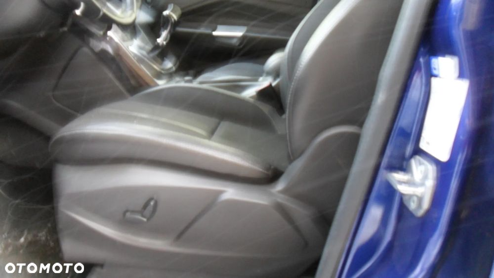 Ford C-MAX 2.0 TDCi Start-Stop-System Titanium - 23