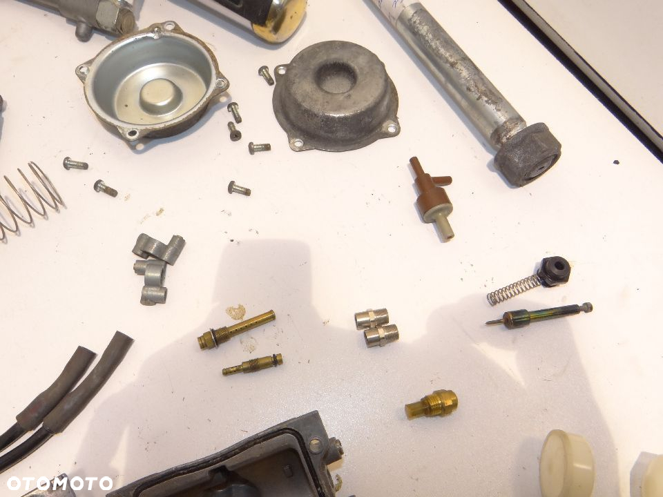 GL 1500 Goldwing gaźniki regulator napięcia wentylator kolektor wydechowy moduł zapłonowy H2153 - 19
