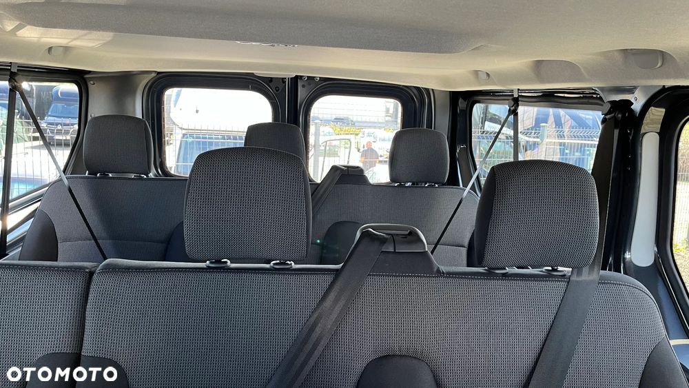 Renault Trafic - 12