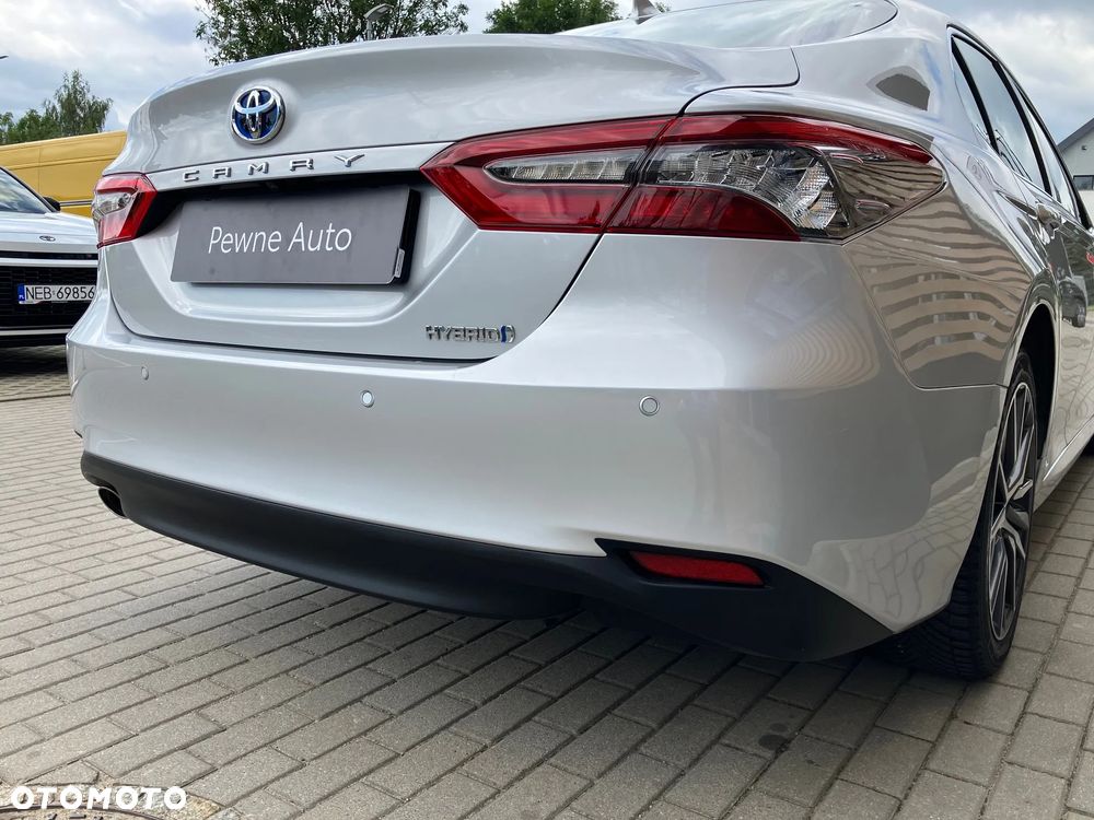 Toyota Camry 2.5 Hybrid Executive CVT - 10