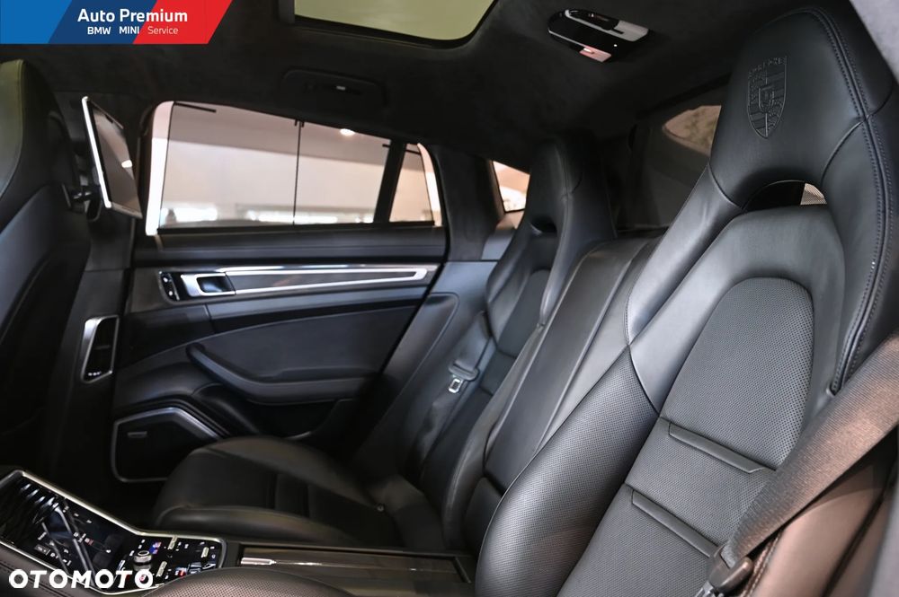 Porsche Panamera Turbo - 16