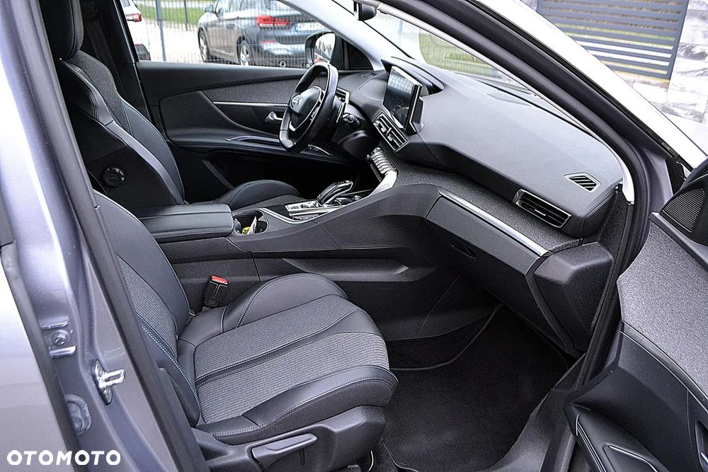 Peugeot 3008 BlueHDi 130 Stop & Start EAT8 Allure - 19