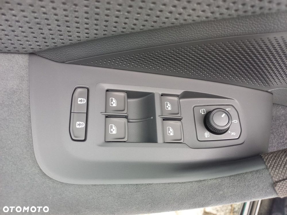 Skoda Superb 2.0 TSI Sportline DSG - 33