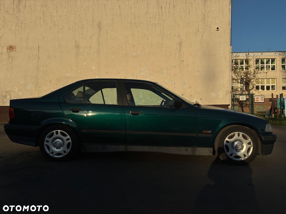BMW Seria 3 - 24