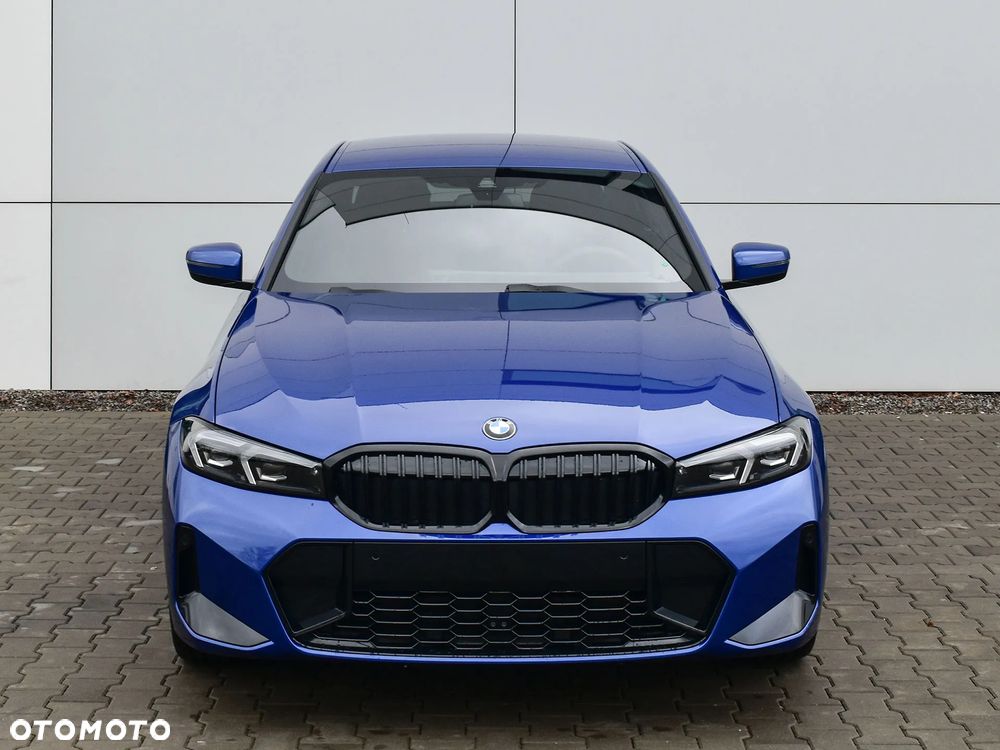 BMW Seria 3 320i xDrive - 5