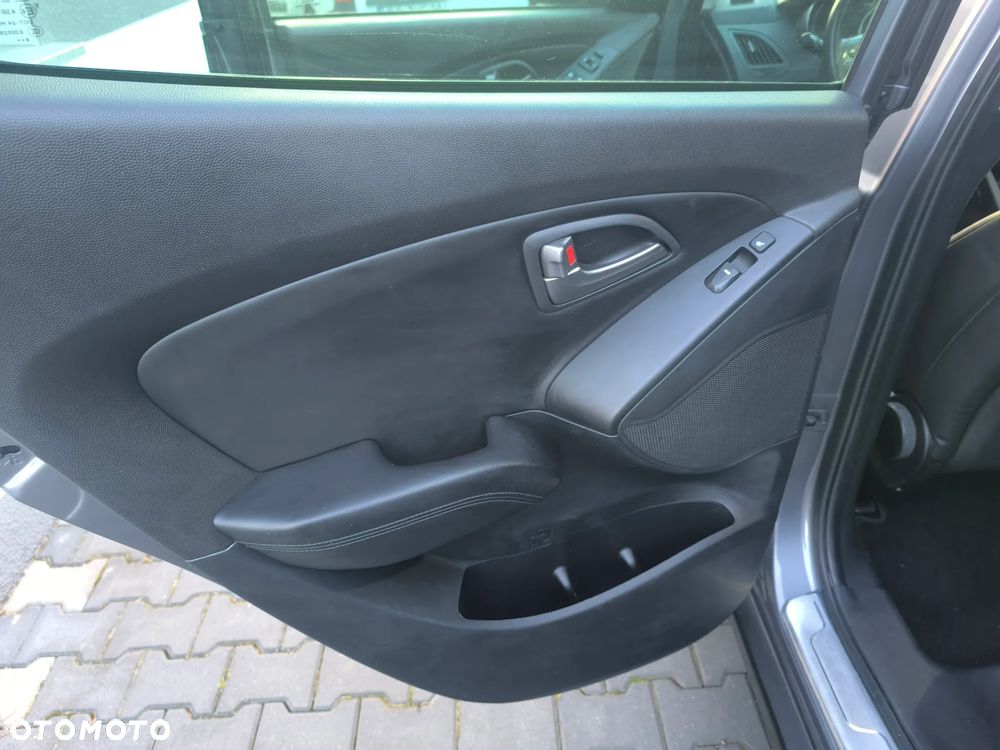 Hyundai ix35 1.7 CRDi Premium 2WD - 26