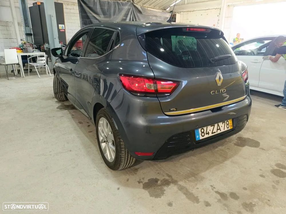 Renault Clio 0.9 TCe Limited Bi-Fuel - 2