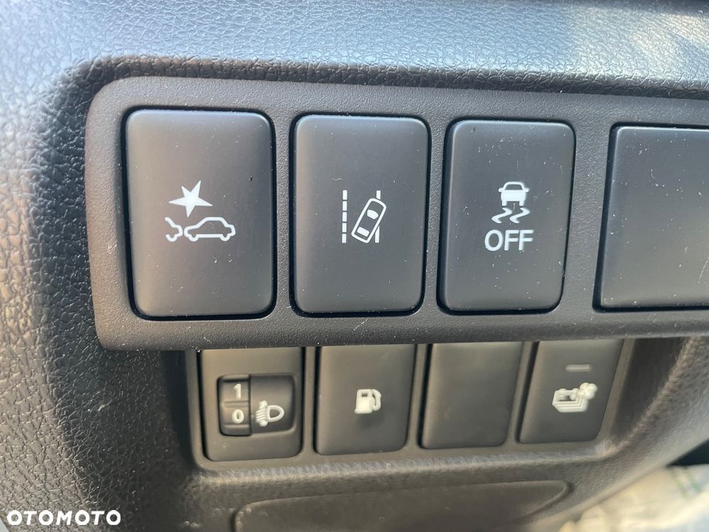 Mitsubishi Eclipse Cross 4WD Top - 14