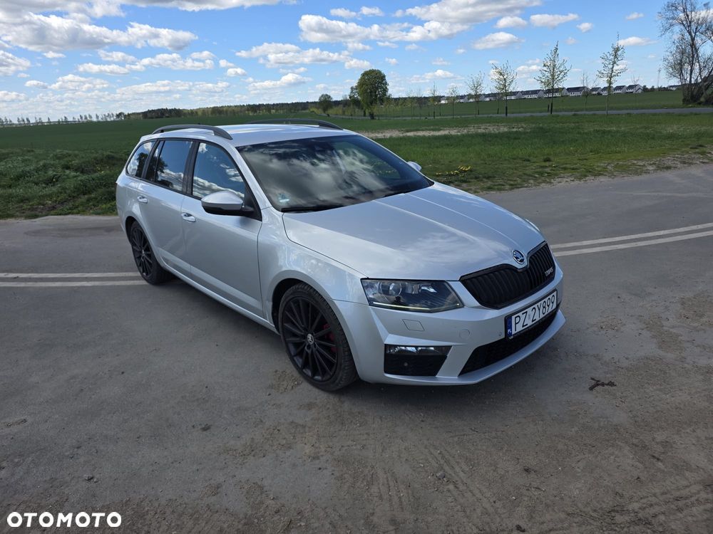 Skoda Octavia 2.0 TDI DSG RS - 2