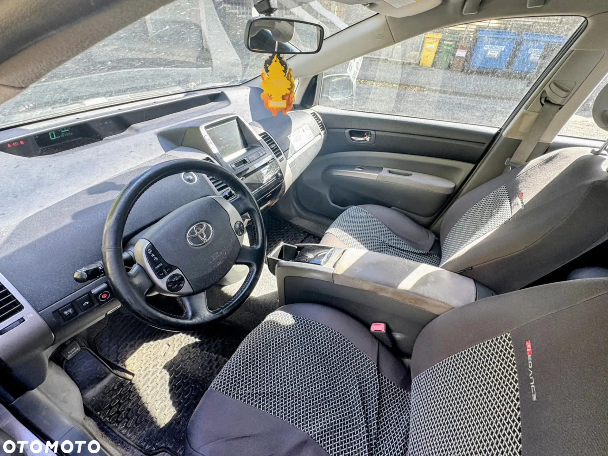 Toyota Prius - 6