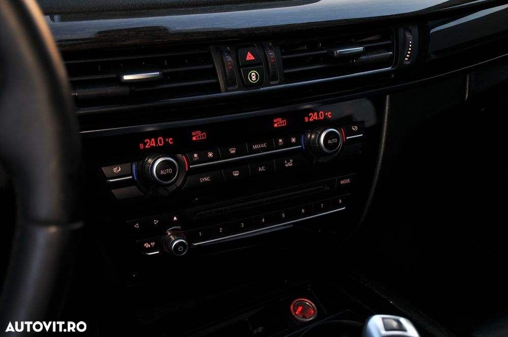 BMW X5 xDrive30d Sport-Aut. - 28