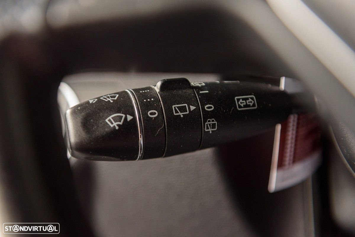 Mercedes-Benz E 220 CDi Avantgarde BlueEfficiency - 45