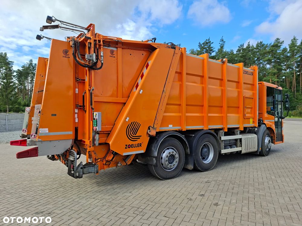 Mercedes-Benz ECONIC 2630 - 10