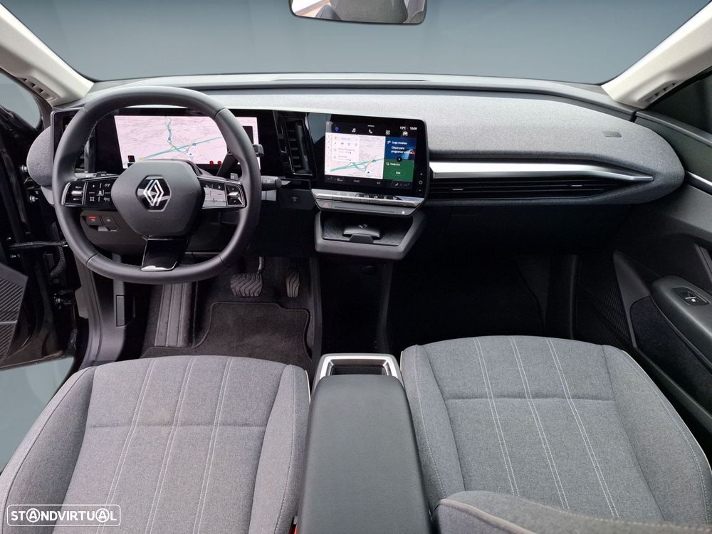 Renault Mégane E-Tech - 12