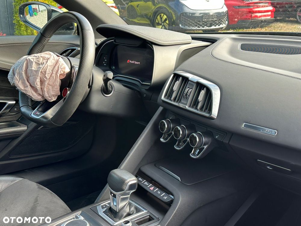 Audi R8 Coupé V10 RWD - 29