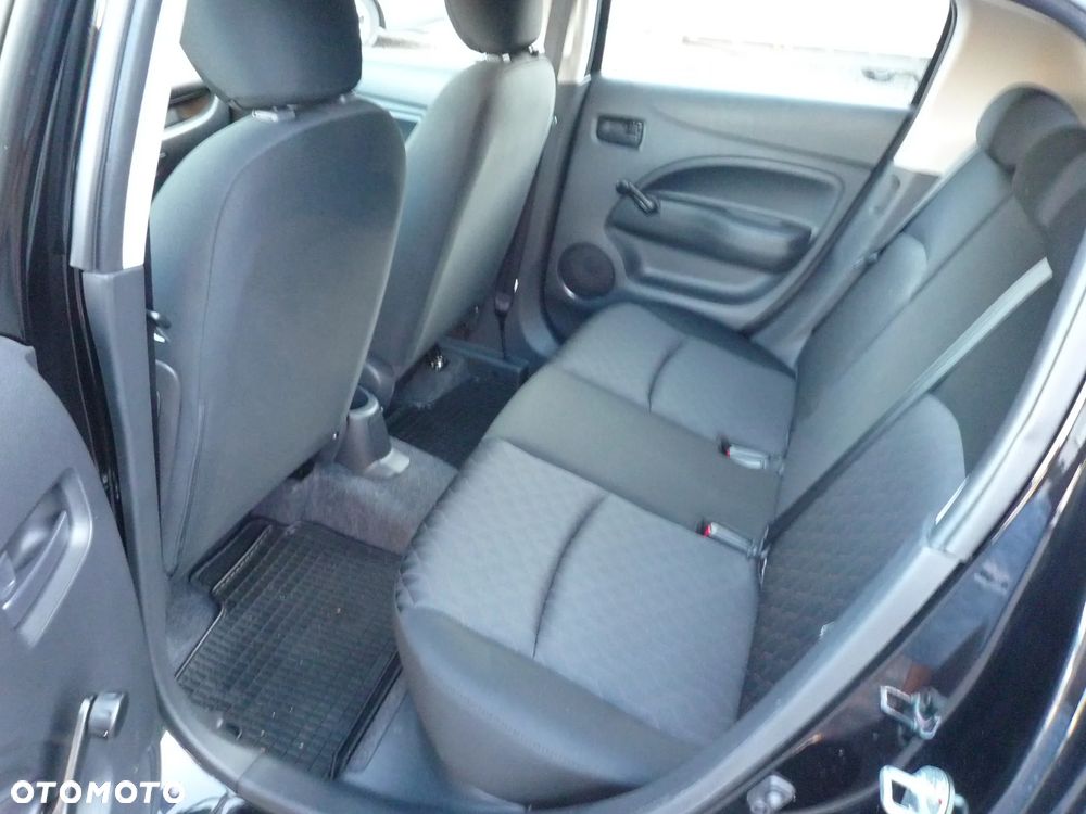 Mitsubishi Space Star 1.2 - 13