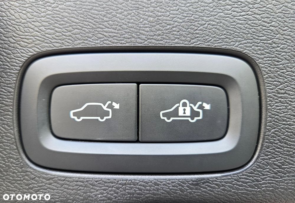 Volvo XC 60 B4 D Geartronic RDesign - 40