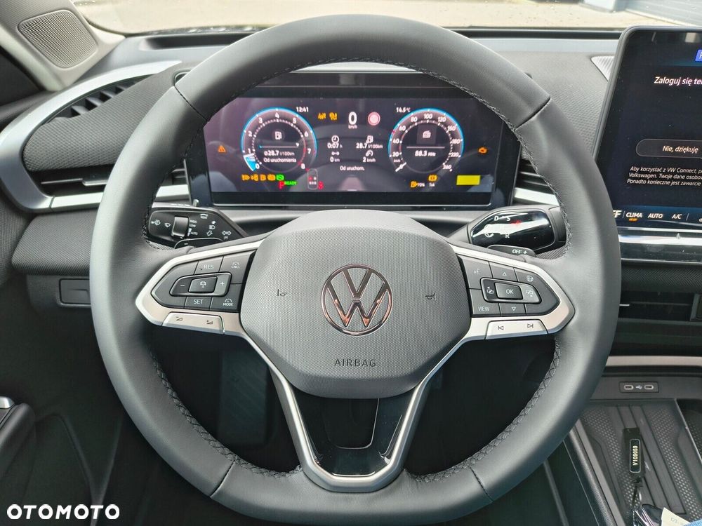 Volkswagen T-Roc 1.5 eTSI Life DSG - 13