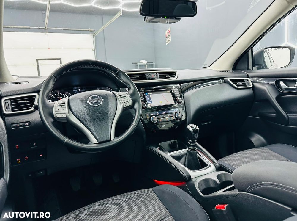 Nissan Qashqai 1.2 DIG-T TEKNA - 20