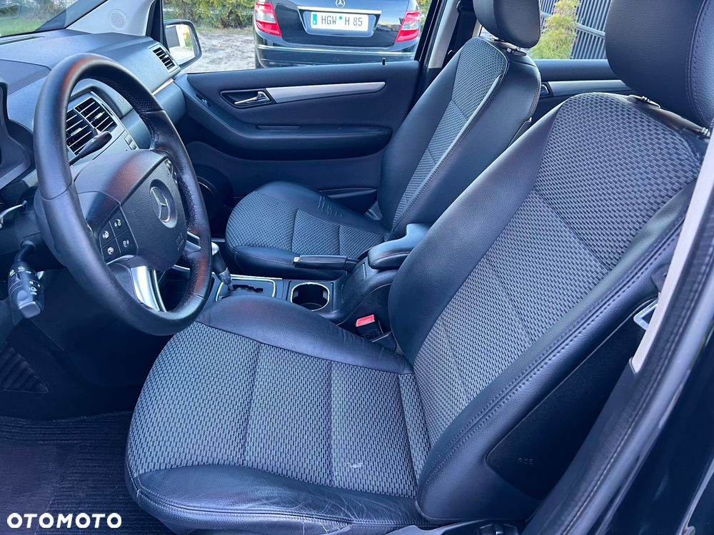 Mercedes-Benz Klasa B 200 CDI Autotronic - 14