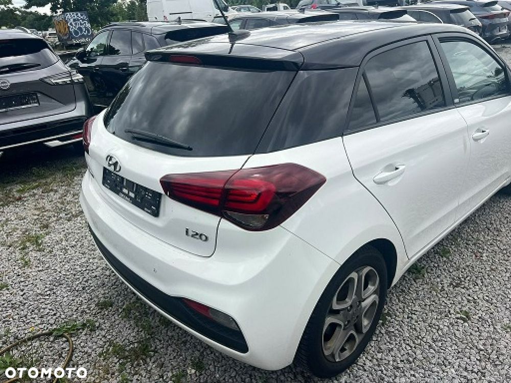 Hyundai i20 - 3