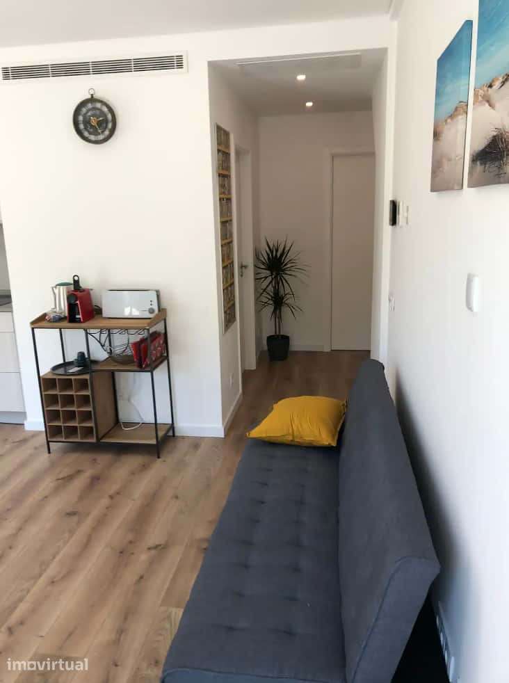 One-bedroom apartment in Lisbon - unit B - Grande imagem: 2/17