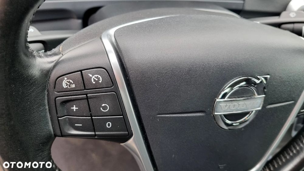 Volvo S60 D3 Geartronic Momentum - 20